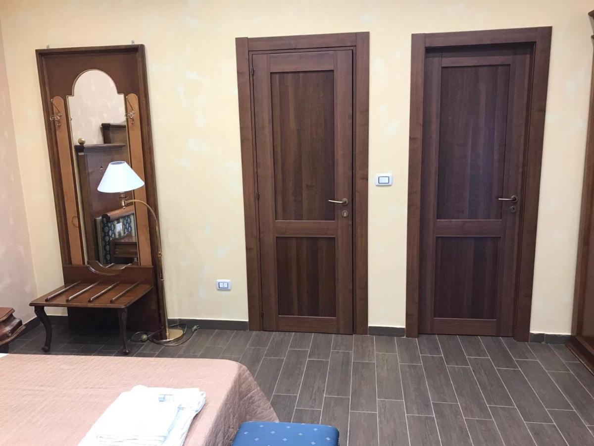 Bed and Breakfast La Casa Di Romi Katania Zewnętrze zdjęcie