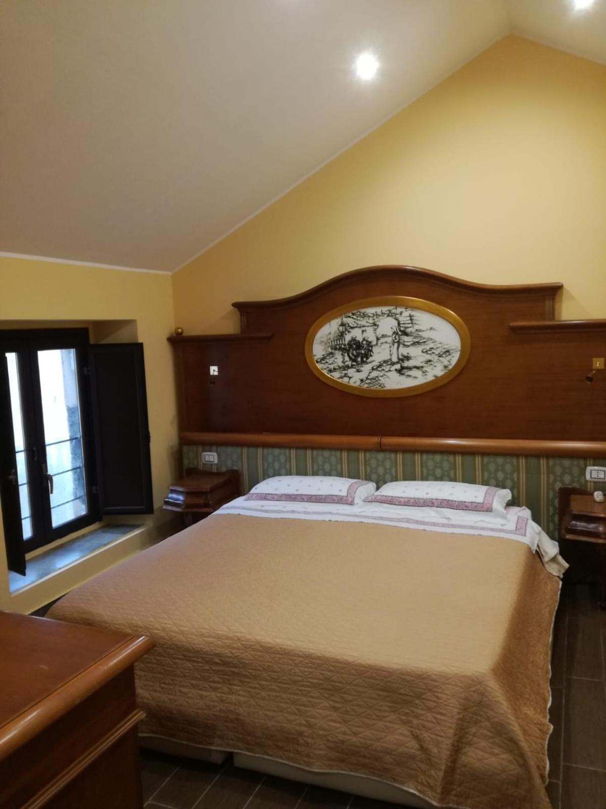 Bed and Breakfast La Casa Di Romi Katania Zewnętrze zdjęcie